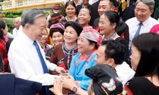 Tổng Bí thư, Chủ tịch nước: Già làng, trưởng bản góp phần củng cố khối đại đoàn kết toàn dân tộc